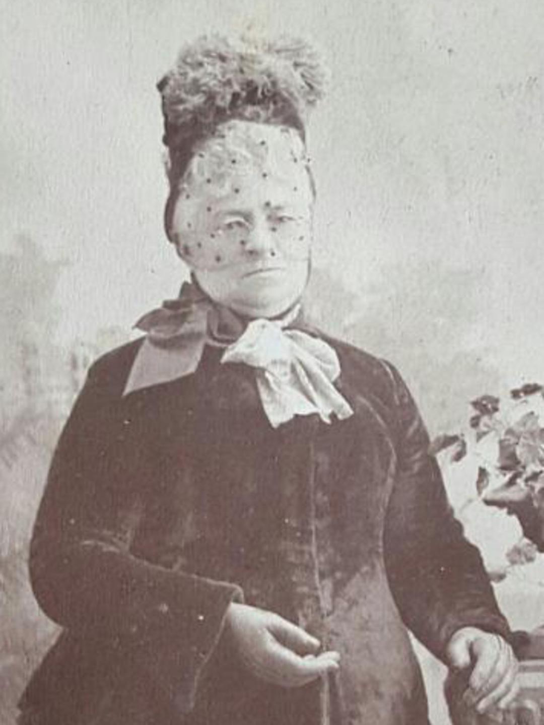 Lucy Rutledge (1827 - 1914) Profile